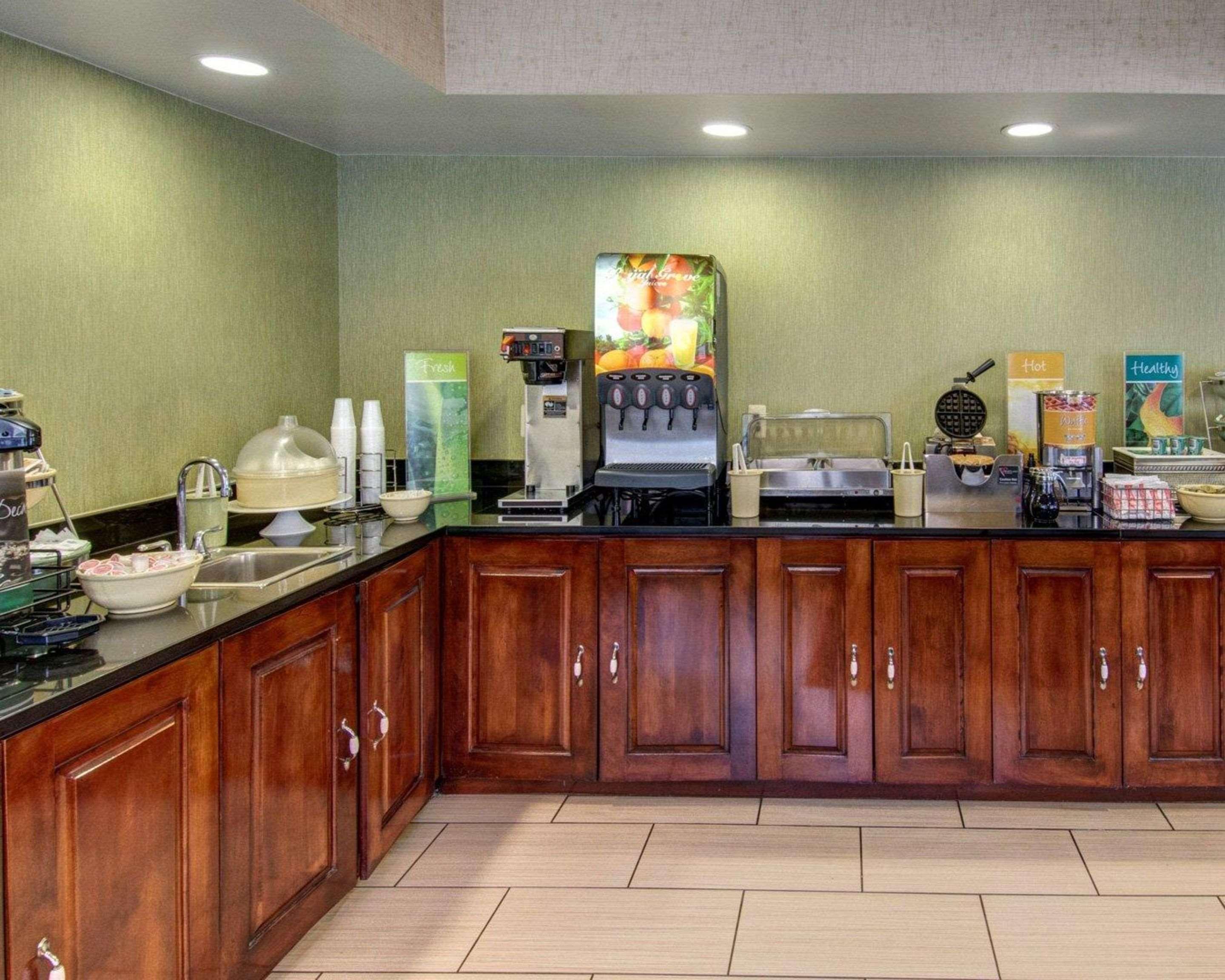 Quality Inn Takoma Park Exterior photo