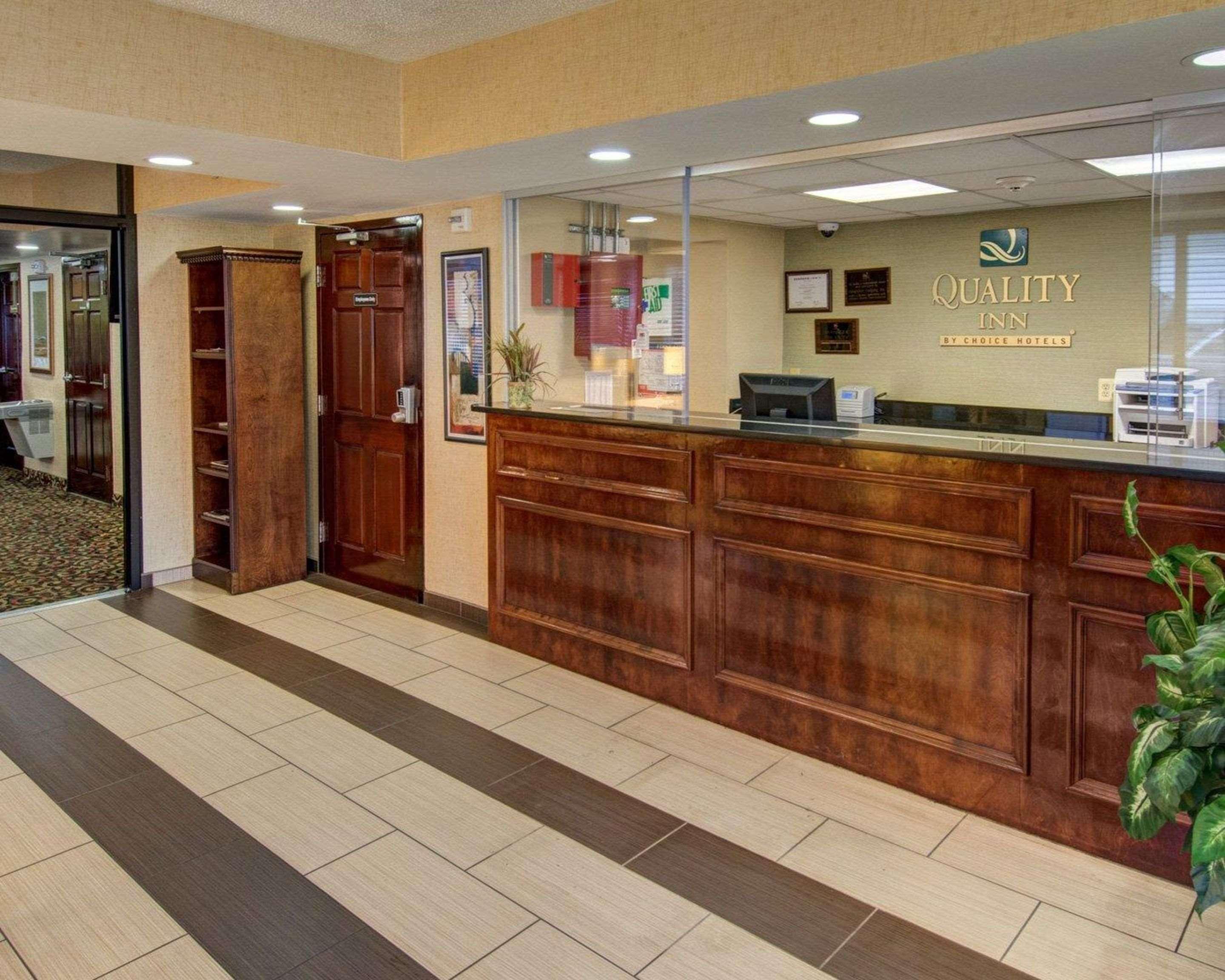 Quality Inn Takoma Park Exterior photo