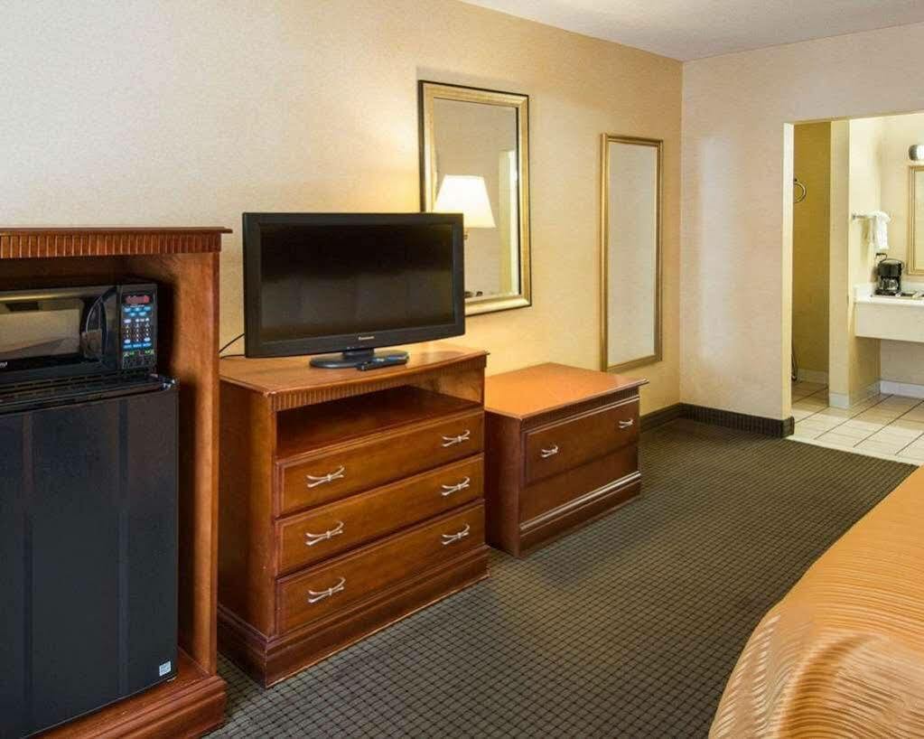 Quality Inn Takoma Park Exterior photo