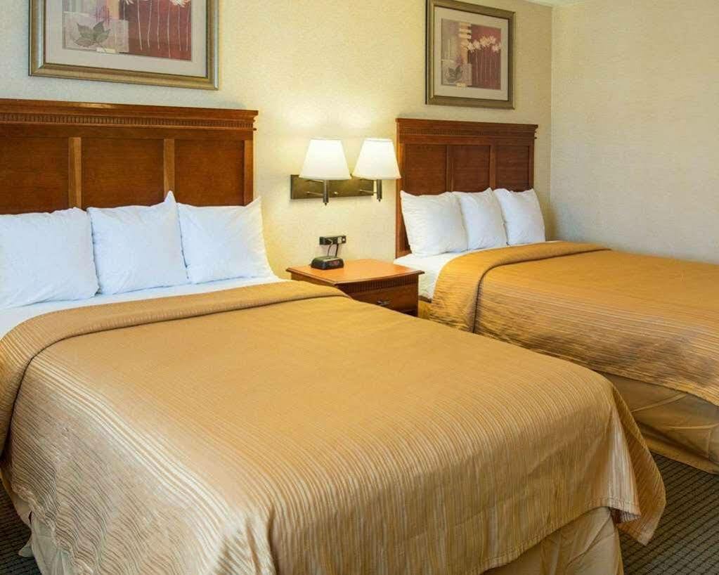 Quality Inn Takoma Park Exterior photo